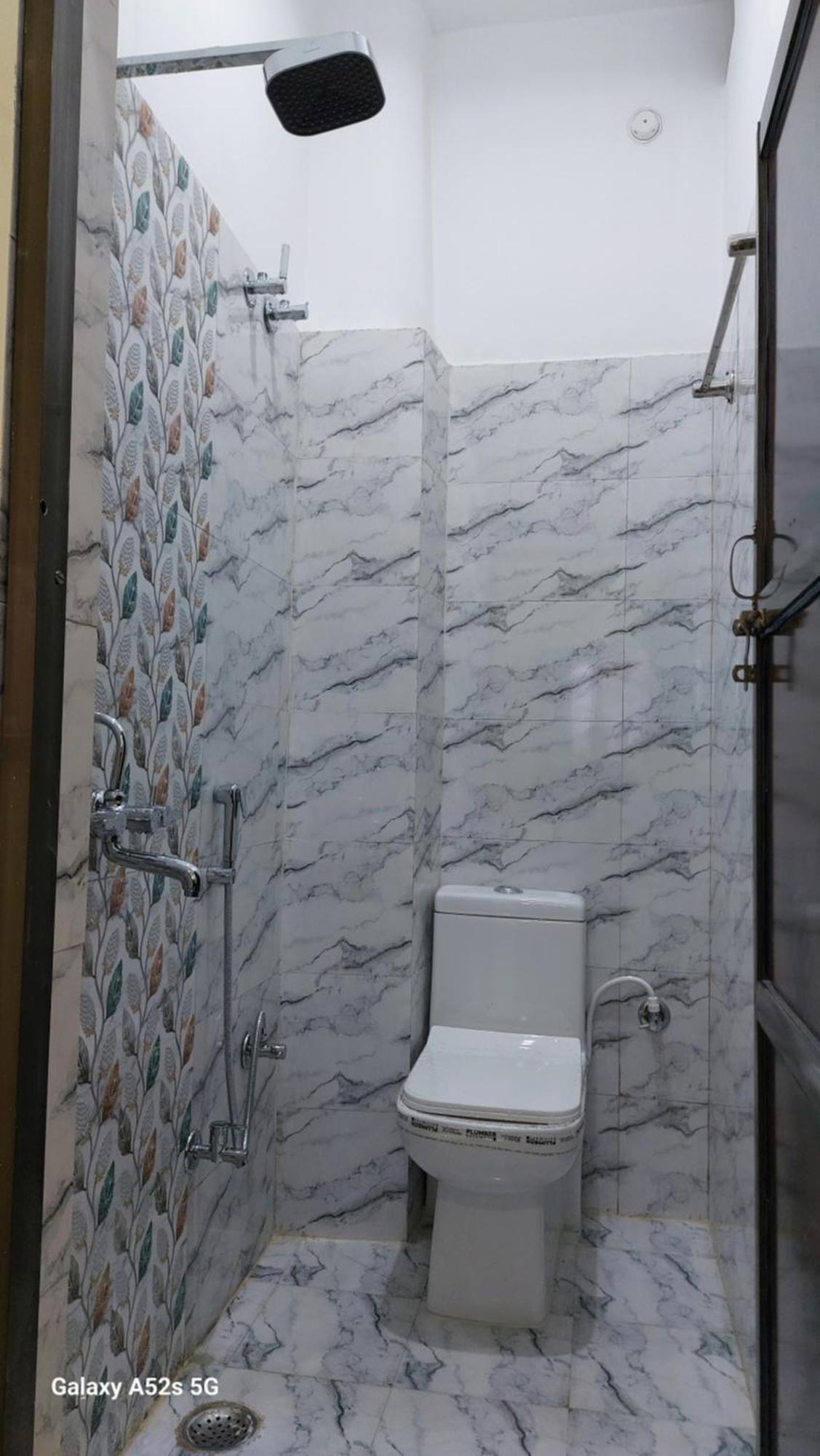 Narayani Paying Guest House Varanasi Luaran gambar