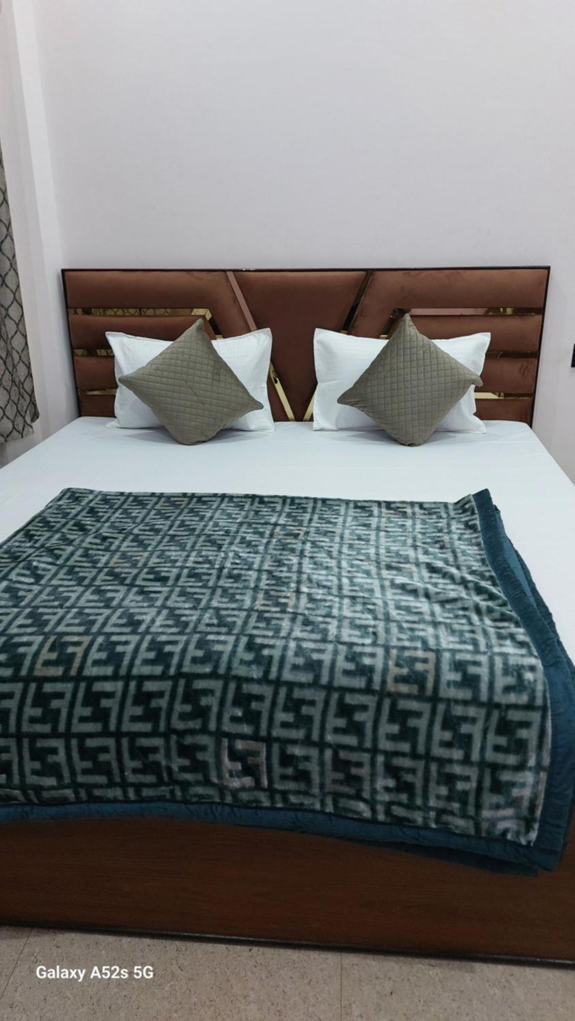 Narayani Paying Guest House Varanasi Luaran gambar