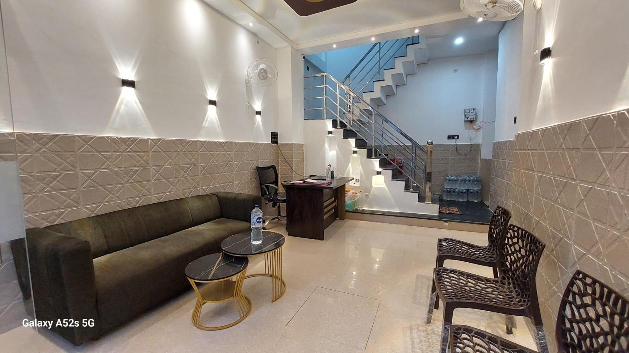 Narayani Paying Guest House Varanasi Luaran gambar