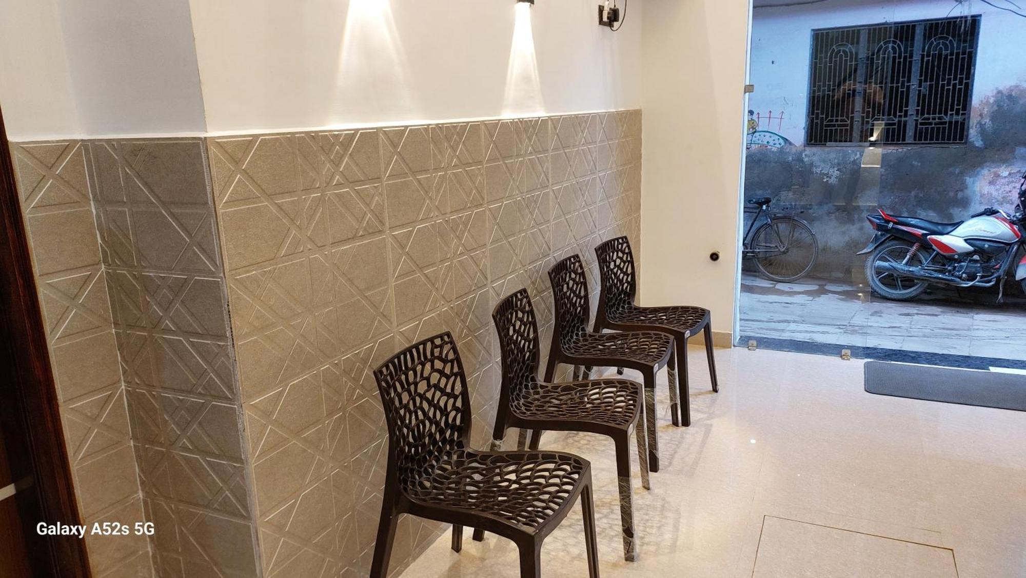 Narayani Paying Guest House Varanasi Luaran gambar